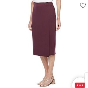 New Liz Claiborne Women's Midi Pencil Skirt in "Winetasting" (Burgundy)